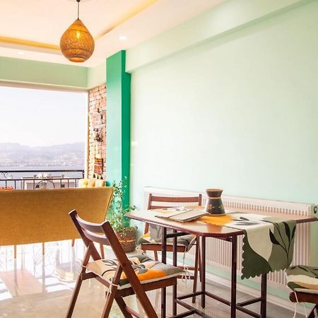 Flat With Great View And Central Location In Konak İzmir Buitenkant foto