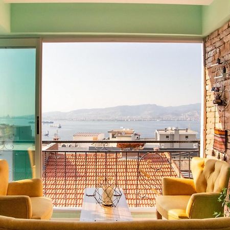 Flat With Great View And Central Location In Konak İzmir Buitenkant foto